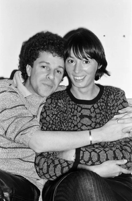 Framed Print : Singer Leo Sayer and his wife Jan. January 1984 Framed Print : Singer Leo Sayer and his wife Jan. January 1984