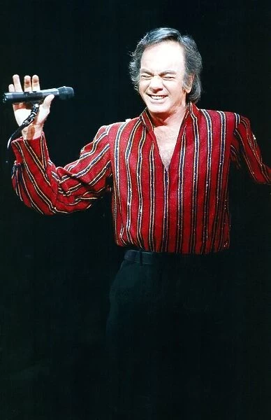 Singer Neil Diamond performs in concert at the Arena in Newcastle 14 May 1996