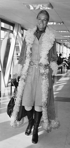 Singer Nina ( Nina, Baroness van Pallandt ) seen here at Heathrow Airport before
