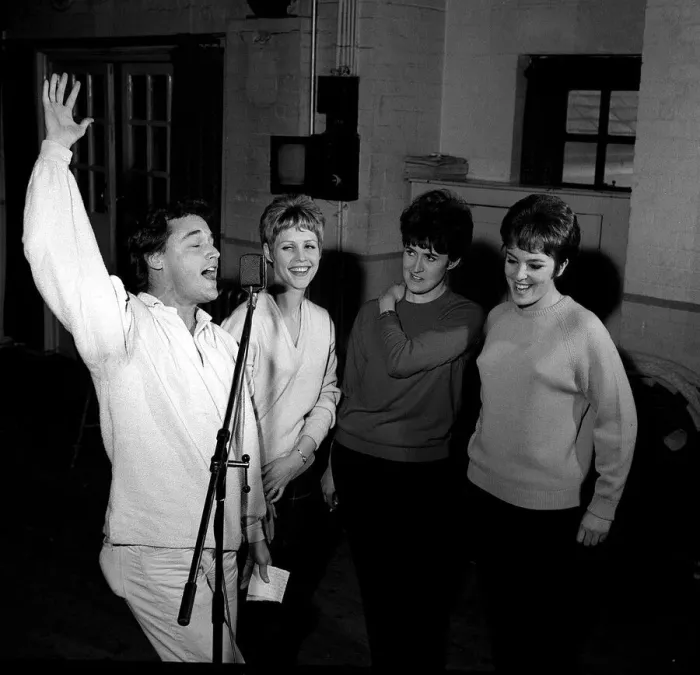 Framed Print : Singer P. J. Proby. Rehearsing with the Vernon girls for the show Framed Print : Singer P. J. Proby. Rehearsing with the Vernon girls for the show