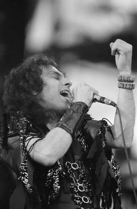 Framed Print : Singer Ronnie James Dio performing at Donnington Festival of Rock. 22nd August 1987 Framed Print : Singer Ronnie James Dio performing at Donnington Festival of Rock. 22nd August 1987
