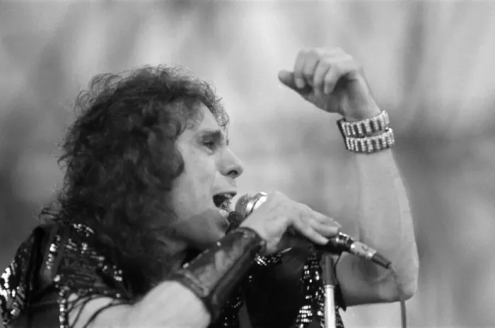 Framed Print : Singer Ronnie James Dio performing at Donnington Festival of Rock. 22nd August 1987