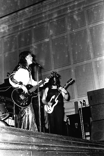 Singer Suzi Quatro performs in concert at Newcastle City Hall 4 November 1972