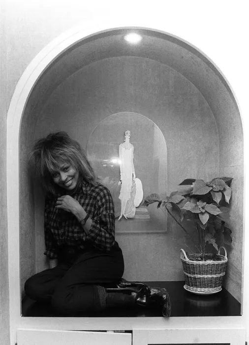 Framed Print : Singer Tina Turner on tour photographed in her hotel room in Paris Framed Print : Singer Tina Turner on tour photographed in her hotel room in Paris