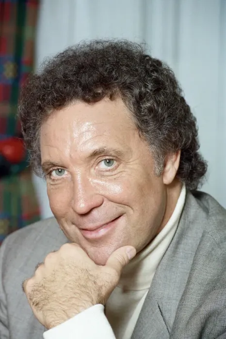 Framed Print : Singer Tom Jones. 19th March 1991 Framed Print : Singer Tom Jones. 19th March 1991