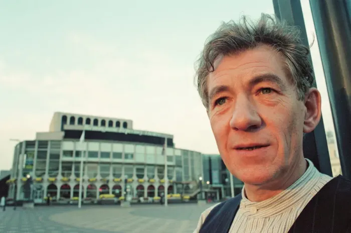 Framed Print : Sir Ian McKellen, actor, at the Birmingham Repertory Theatre, Birmingham, The Midlands