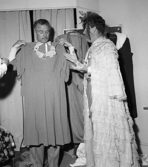 Framed Print : Sir Laurence Olivier and Kenneth More dressing up for their act in Framed Print : Sir Laurence Olivier and Kenneth More dressing up for their act in
