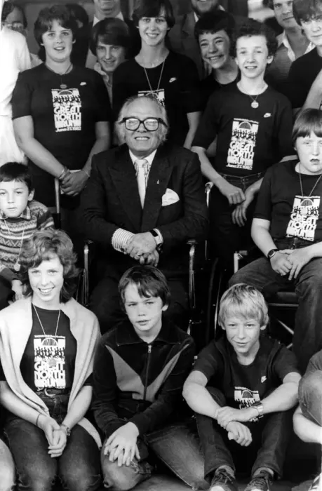 Framed Print : Sir Richard Attenborough with children involved in a sponsored wheelchair push in Framed Print : Sir Richard Attenborough with children involved in a sponsored wheelchair push in