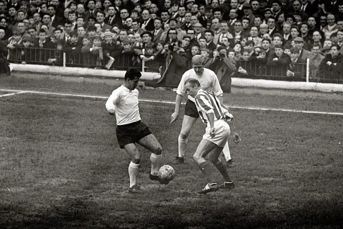 Framed Print : Sir Stanley Matthewses 1965 testimonial football match held on the 28th April 1965 Framed Print : Sir Stanley Matthewses 1965 testimonial football match held on the 28th April 1965
