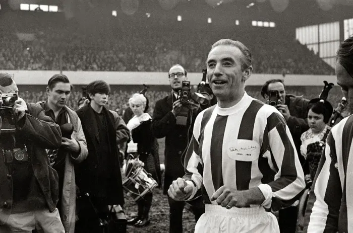 Framed Print : Sir Stanley Matthewses 1965 testimonial football match held on the 28th April 1965