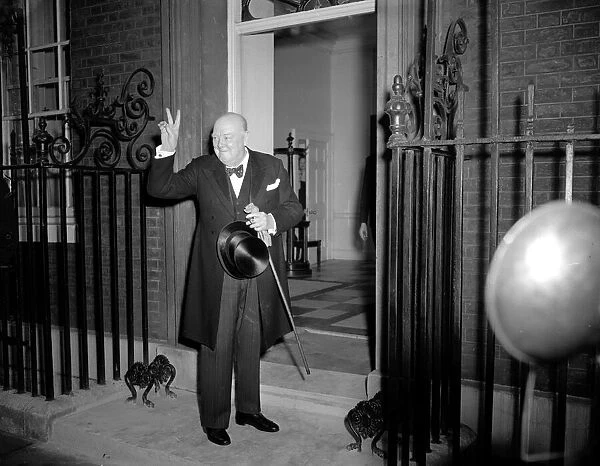Sir Winston Churchill - 1955 British Prime Minister V sign outside Downing Street