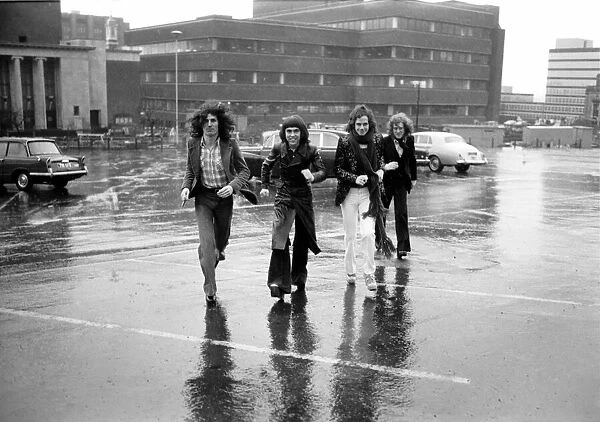 Slade Pop Group. January 1975 75-00228-003