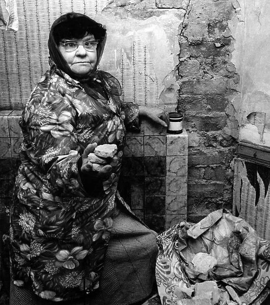 Slum housing in Birmingham. 24th October 1970