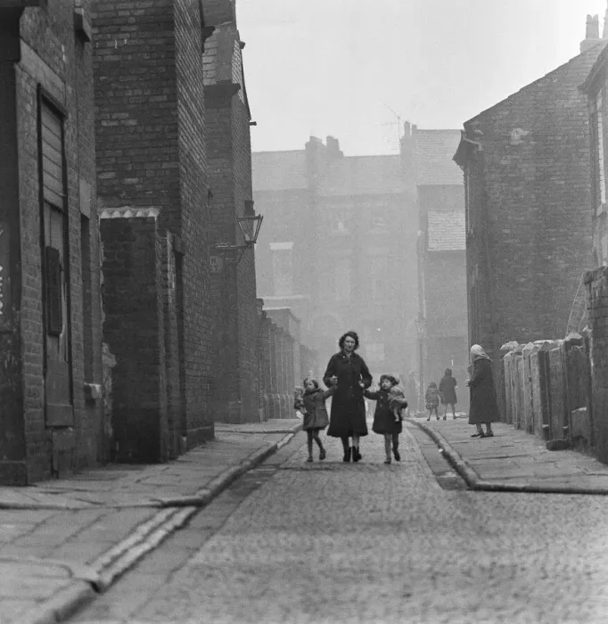 Framed Print : Slum living conditions in the north west of England. 3rd April 1960