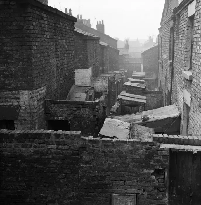 Framed Print : Slum living conditions in the north west of England. 3rd April 1960 Framed Print : Slum living conditions in the north west of England. 3rd April 1960