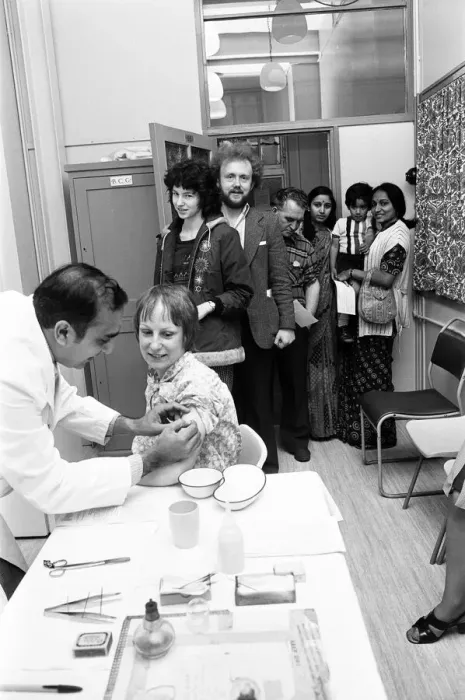 Framed Print : Smallpox Outbreak Birmingham 1978. Janet Parker a British medical photographer became Framed Print : Smallpox Outbreak Birmingham 1978. Janet Parker a British medical photographer became