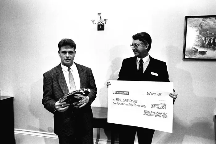 Framed Print : A smiling Paul Gascoigne today received the Barclays Young Eagle award 26 November 1987 Framed Print : A smiling Paul Gascoigne today received the Barclays Young Eagle award 26 November 1987