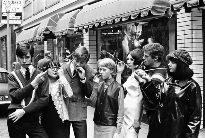 Framed Print : Smoking Mods. 3rd February 1965 Framed Print : Smoking Mods. 3rd February 1965