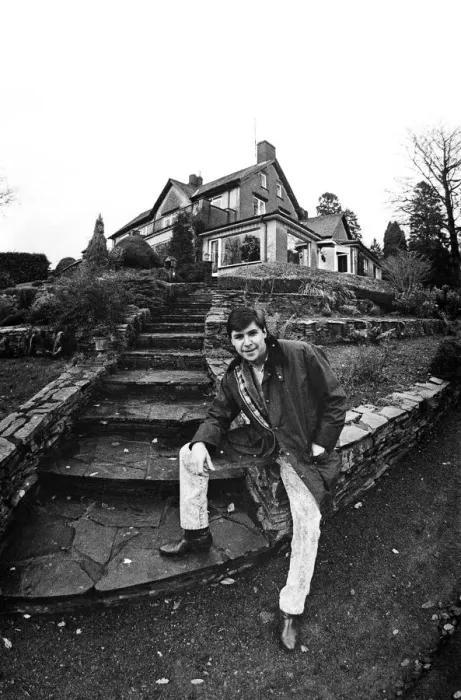 Framed Print : Snooker player Tony Knowles at his house near Lake Windermere in the Lake District Framed Print : Snooker player Tony Knowles at his house near Lake Windermere in the Lake District