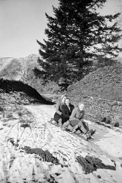 Framed Print : A snow scene in the hills of the Lake District January 1946
