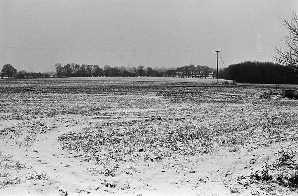 Snow scenes in Heckfield. January 1987. Snow scenes in Heckfield. 14th January 1987