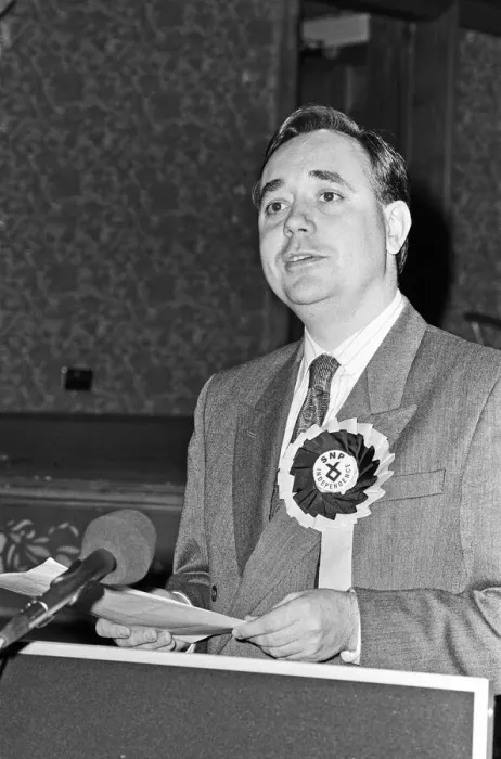 Framed Print : SNP leader Alex Salmond seen here at the launch of the Party Framed Print : SNP leader Alex Salmond seen here at the launch of the Party