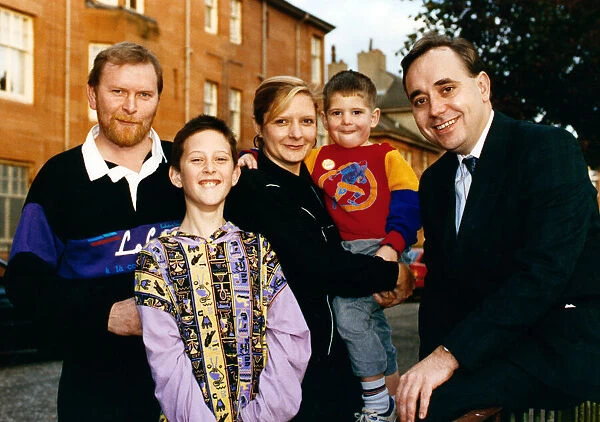 SNPs Alex Salmond canvased the Mylet family of Renfre