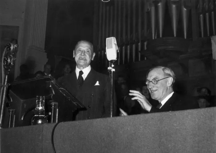Framed Print : Somerset Maugham during his lecture on The writers viewpoint Framed Print : Somerset Maugham during his lecture on The writers viewpoint