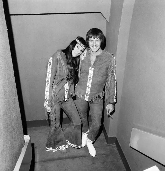 Framed Print : Sonny Bono & Cher, American music duo, pictured at the Royal Garden Hotel, London Framed Print : Sonny Bono & Cher, American music duo, pictured at the Royal Garden Hotel, London
