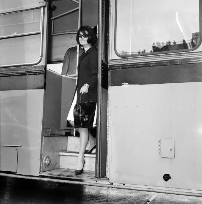 Framed Print : Sophia Loren arrives at London Airport after flying from Moscow where she won the Best Framed Print : Sophia Loren arrives at London Airport after flying from Moscow where she won the Best