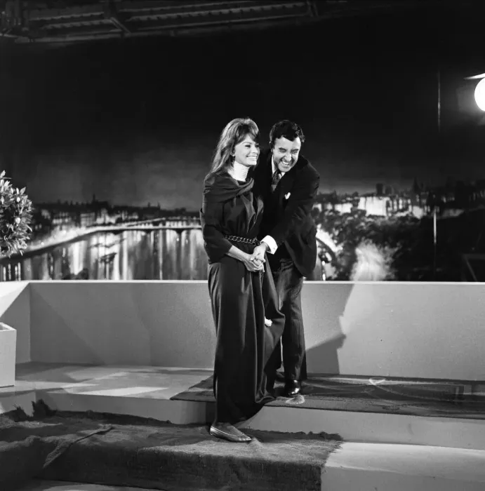 Framed Print : Sophia Loren and Peter Sellers in a scene from the film The Millionairess Framed Print : Sophia Loren and Peter Sellers in a scene from the film The Millionairess