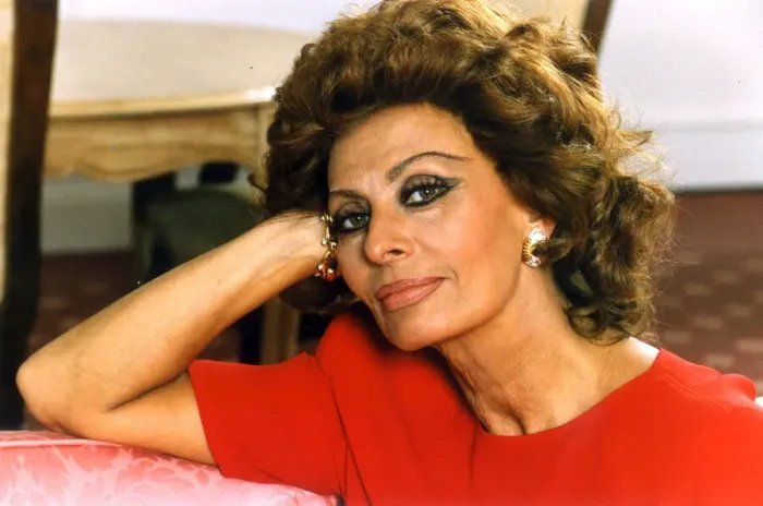 Framed Print : SOPHIA LOREN PICTURED 12 MARCH 1993