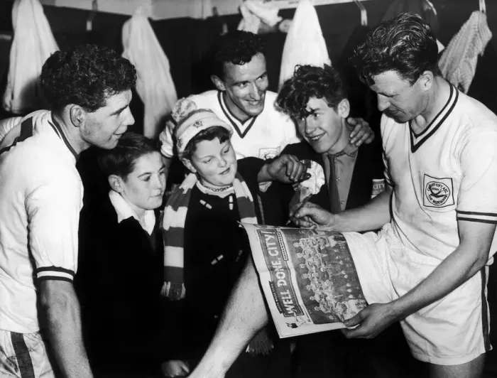 Framed Print : the South Wales Echo promotion souvenir edition in the dressing room at Ninian Park after Framed Print : the South Wales Echo promotion souvenir edition in the dressing room at Ninian Park after
