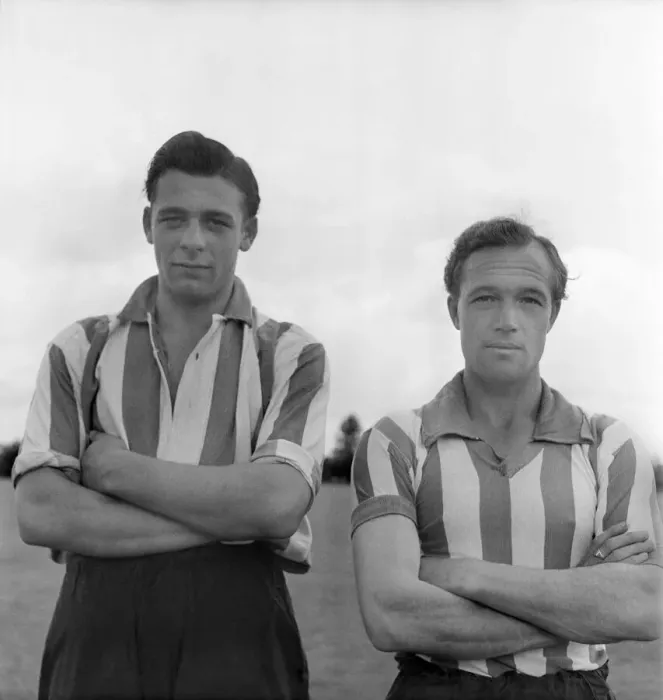 Framed Print : Southampton F. C. Peter Sillett (left) and Augie Scott. O25293-014