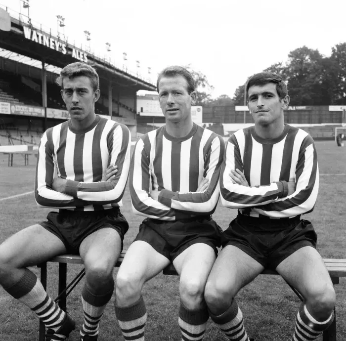Framed Print : Southampton FC Pre Season Photocall, 13th August 1964. From Left to Right Framed Print : Southampton FC Pre Season Photocall, 13th August 1964. From Left to Right