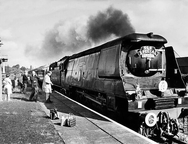 Southern Railway Battle of Britain class 21C151 steam locomotive Winston Churchill