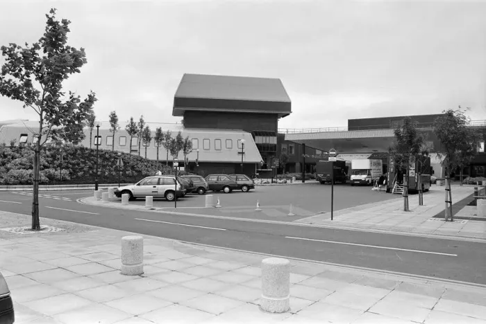 Framed Print : Southport and Ormskirk Hospital NHS Trust, Town Lane, Kew, Southport, Merseyside