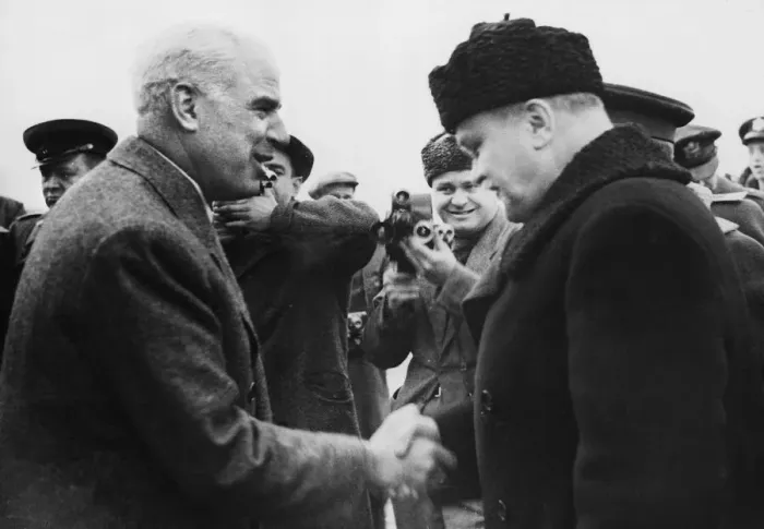 Framed Print : Soviet diplomat Vyacheslav Mikhailovich Molotov meets US Foreign Secretary Edward R Framed Print : Soviet diplomat Vyacheslav Mikhailovich Molotov meets US Foreign Secretary Edward R