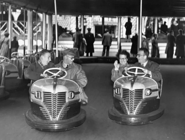 Framed Print : The Spanish City amusement park in Whitley Bay This happy foursome are enjoying Framed Print : The Spanish City amusement park in Whitley Bay This happy foursome are enjoying