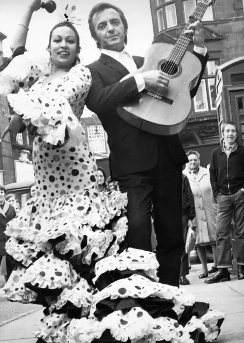 Framed Print : A spanish dancer and guitar player - Flamenco dancers Framed Print : A spanish dancer and guitar player - Flamenco dancers