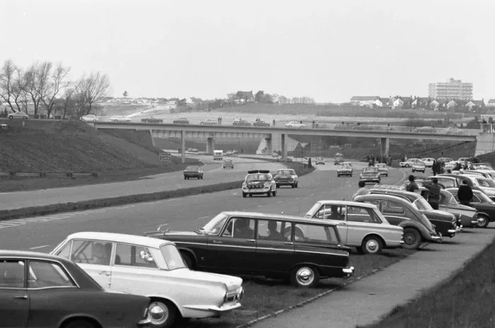 Framed Print : Spectators line the motorway to watch competitors in the 1970 Daily Mirrors World Cup