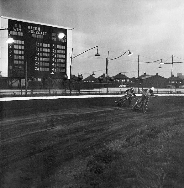 Speedway action at Liverpool World Championship. June 1960 M4380A-011