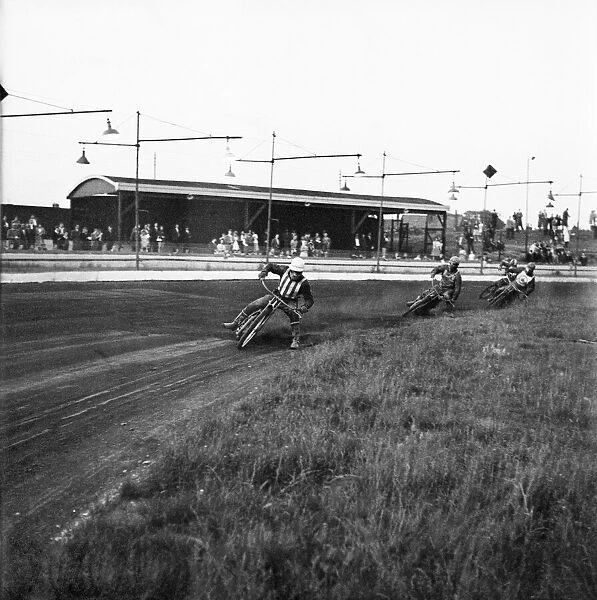 Speedway action at Liverpool World Championship. June 1960 M4380A-008
