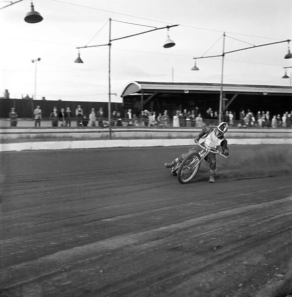 Speedway action at Liverpool World Championship. June 1960 M4380A-013