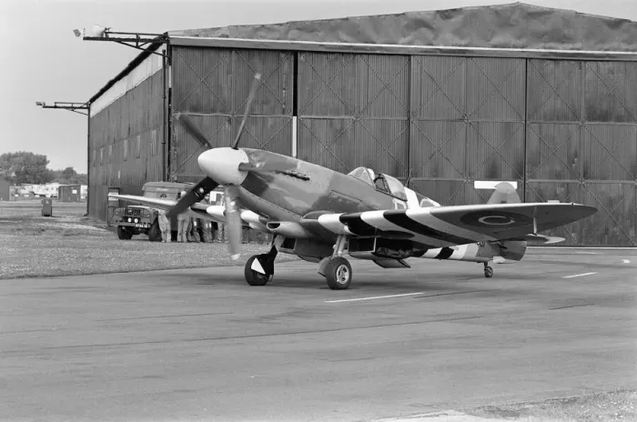 Framed Print : Spitfire single seat fighter aircraft on show at RAF Woodvale, South of Southport Framed Print : Spitfire single seat fighter aircraft on show at RAF Woodvale, South of Southport