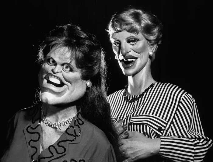 Framed Print : Spitting Image puppet of Duchess of York (L) and Princess Diana (R Framed Print : Spitting Image puppet of Duchess of York (L) and Princess Diana (R