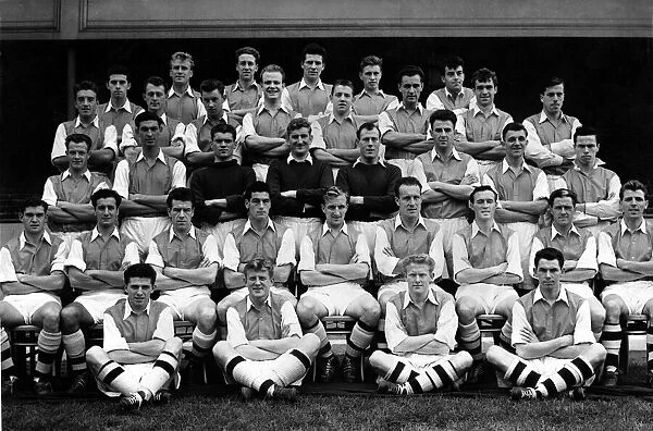 Sport - Football - Arsenal - 1956-57 Top Row - L to R - R. Swallow, A. Biggs, J