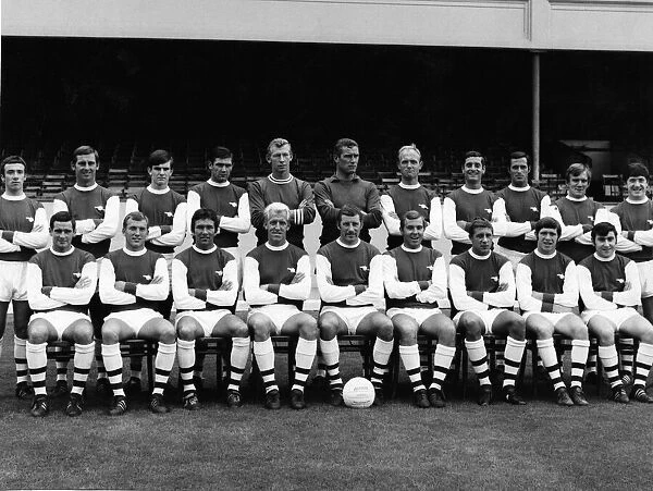 Sport - Football - Arsenal - Team 1967-68 Back Row - L to R - Gordon Neilson
