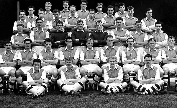 Sport - Football - Arsenal - The team pictured in 1957 - no caption attached