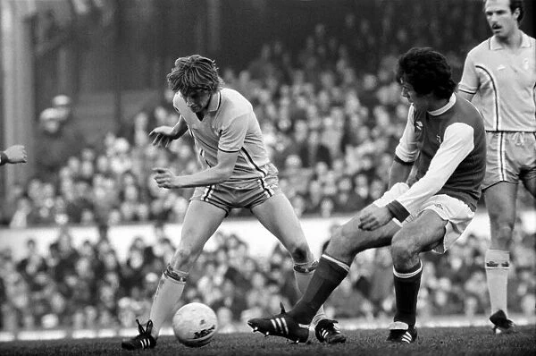 Sport: Football: Arsenal v. Coventry. Action from the match. February 1981 81-00513-023